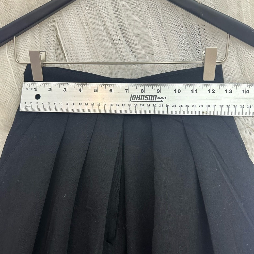 Elegant Black Pleated front Culottes for Women - Picture 8 of 11